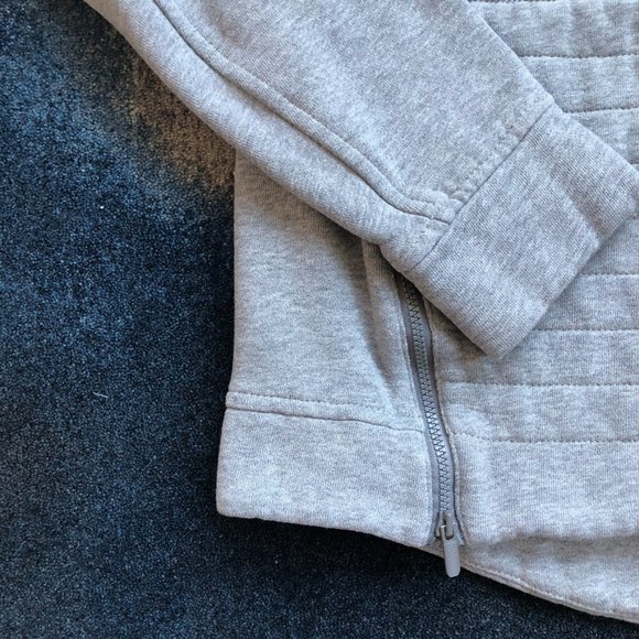 LULULEMON Sweatshirt - Picture 6 of 13